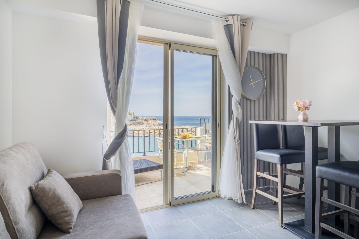 Les Goudes, Acces Direct A La 4 Marseilles